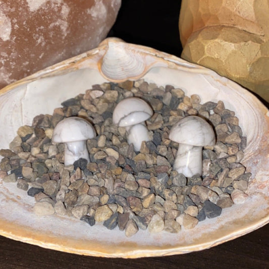 Howlite Mushroom